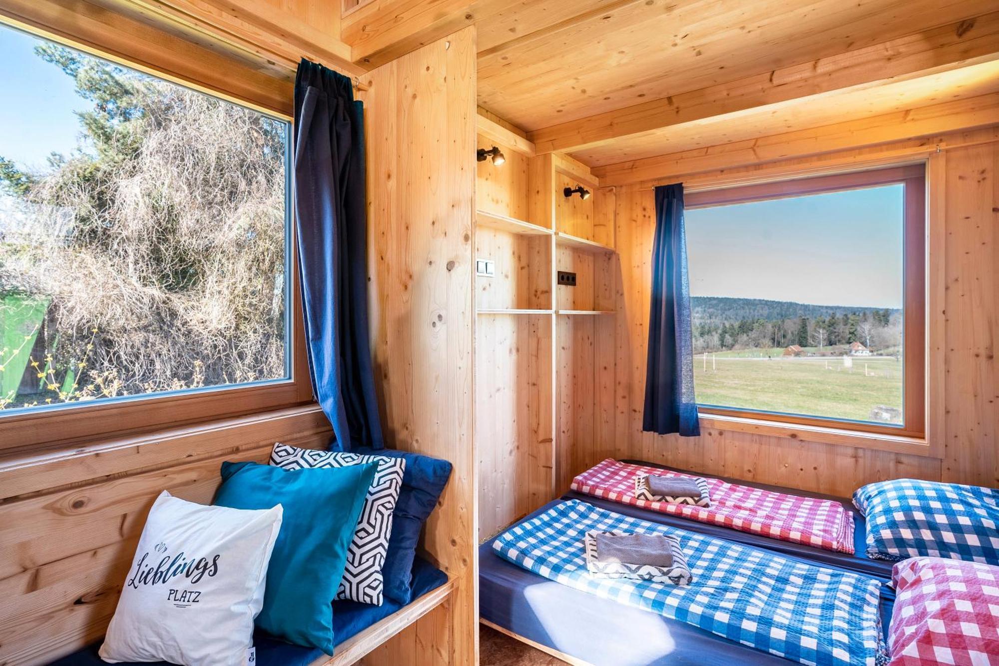 Tiny Houses Der Dorfscheune Bieselsberg Exteriér fotografie